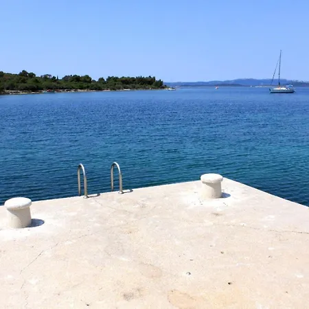 Sea View *